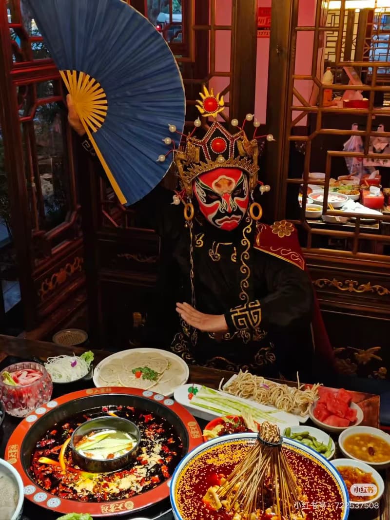 How to Eat Sichuan Hotpot for the First Time?